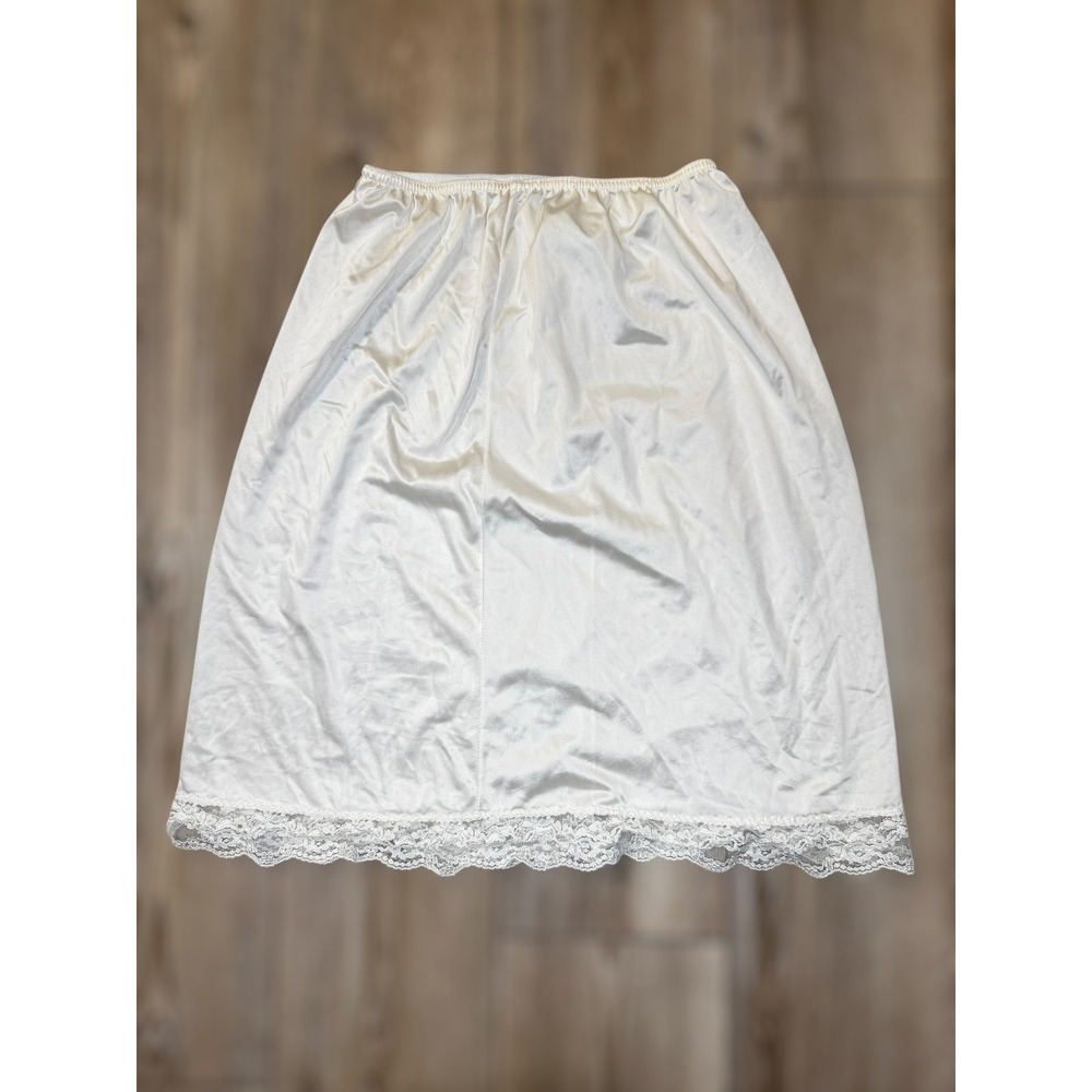 Camelot Womens Feminine Size M White Satin Lace Trim Slip‎ Skirt M426 Vintage